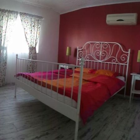 Ergin Pansiyon Karaburun  Exterior foto