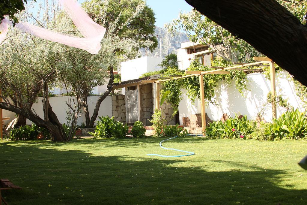 Ergin Pansiyon Karaburun  Exterior foto
