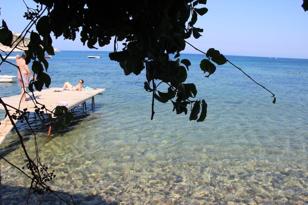 Ergin Pansiyon Karaburun  Zimmer foto